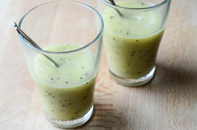 smoothie-jablko-gruszka-kiwi-1