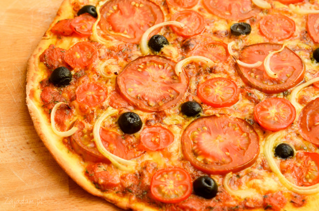pizza-z-pomidorami-3