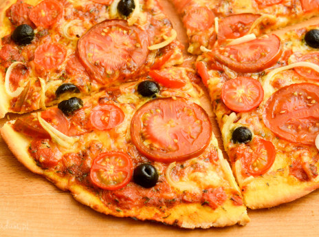 pizza-z-pomidorami-4